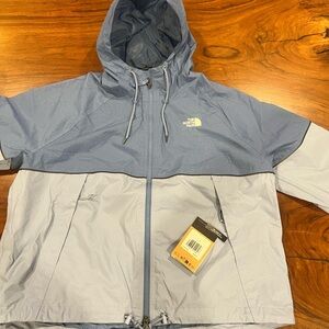 The North Face WOMen's Two-Tone Gray hiking jacket